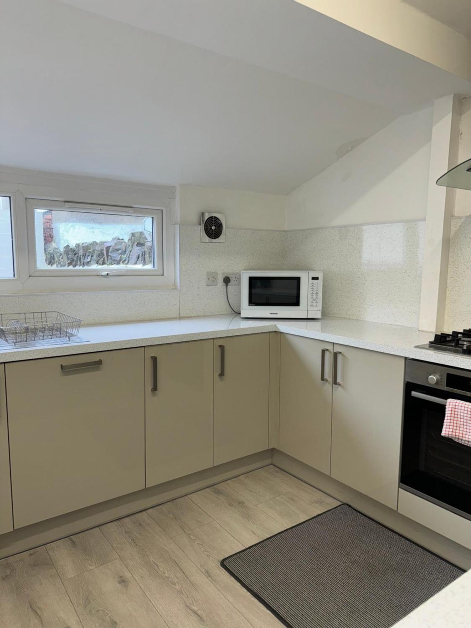 Cardiff Grangetown Stylish 3Bed House. Villa Exterior photo